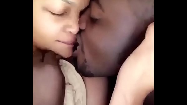 Wema sepetu akiliwa mate