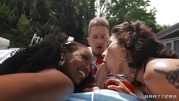 Erotic Babes Raid Van Wylde’s Juicy Boner