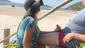 She Loves Doing Anal In Public On The Beach – Real Amateur